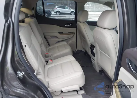 2019 GMC Acadia Denali z USA, uszkodzony, nr VIN 1GKKNXLS2KZ123821